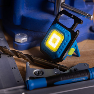 Багатофункціональний міні-ліхтар HOEGERT 580 (HT1E419)