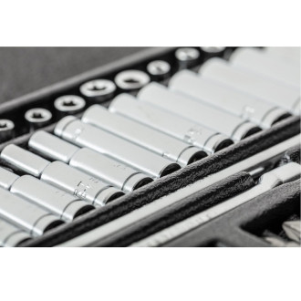 Набір торцевих голівок та аксесуарів 1/4" в металевому кейсі HOEGERT 63 (HT1R486)