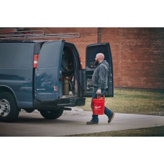 Акумуляторна прочисна машина MILWAUKEE M12 BDC8-202C (трос, внутрішній барабан,2 акумул. Х 2Аг, ємність для зберігання)