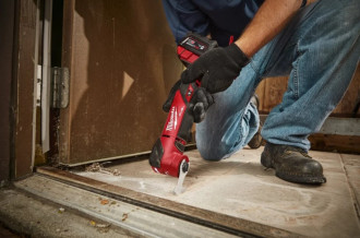 Інструмент багатофунціональний акумуляторний MILWAUKEE M18 FUEL FMT-502X 4933478492 (+ заряд.пристрій, 1 акум., універсальний ад