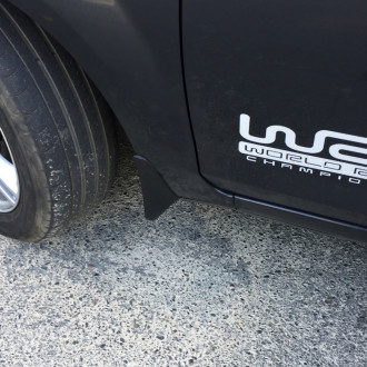 Бризковики передні (комплект)