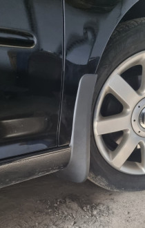 Бризковики передні (комплект)