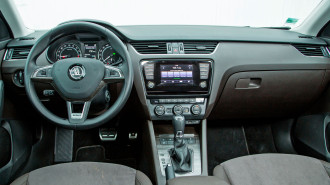 Захисне скло Pixsel на монітор SKODA OCTAVIA - 6.4“ 2013 - 2016