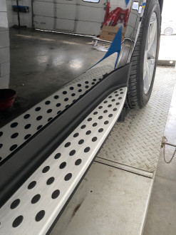 Бокові підніжки (пороги)