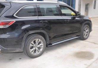 Бокові підніжки (пороги)