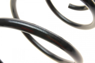 Пружина передня